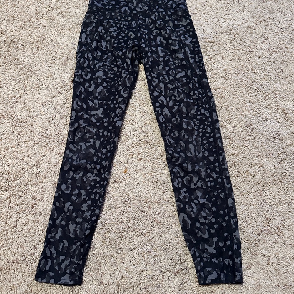 JoyLab Black and Gray Patterned Leggings